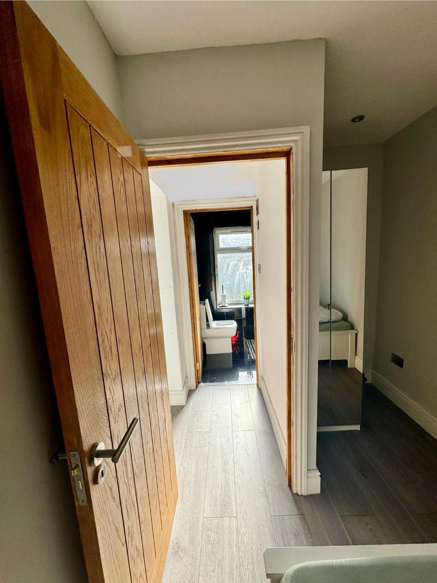 1 Bed With Kitchenette And Bathroom Oxford Exteriör bild